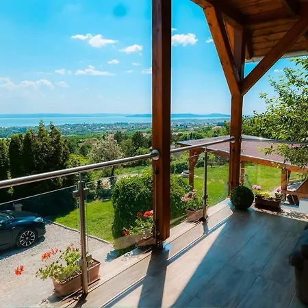 Panoráma * Paloznak