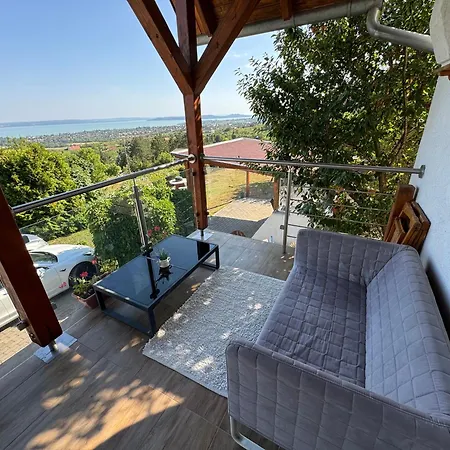 Case de vacanță Panorama Paloznak