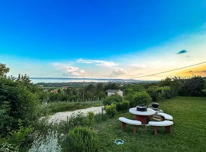 Panorama *